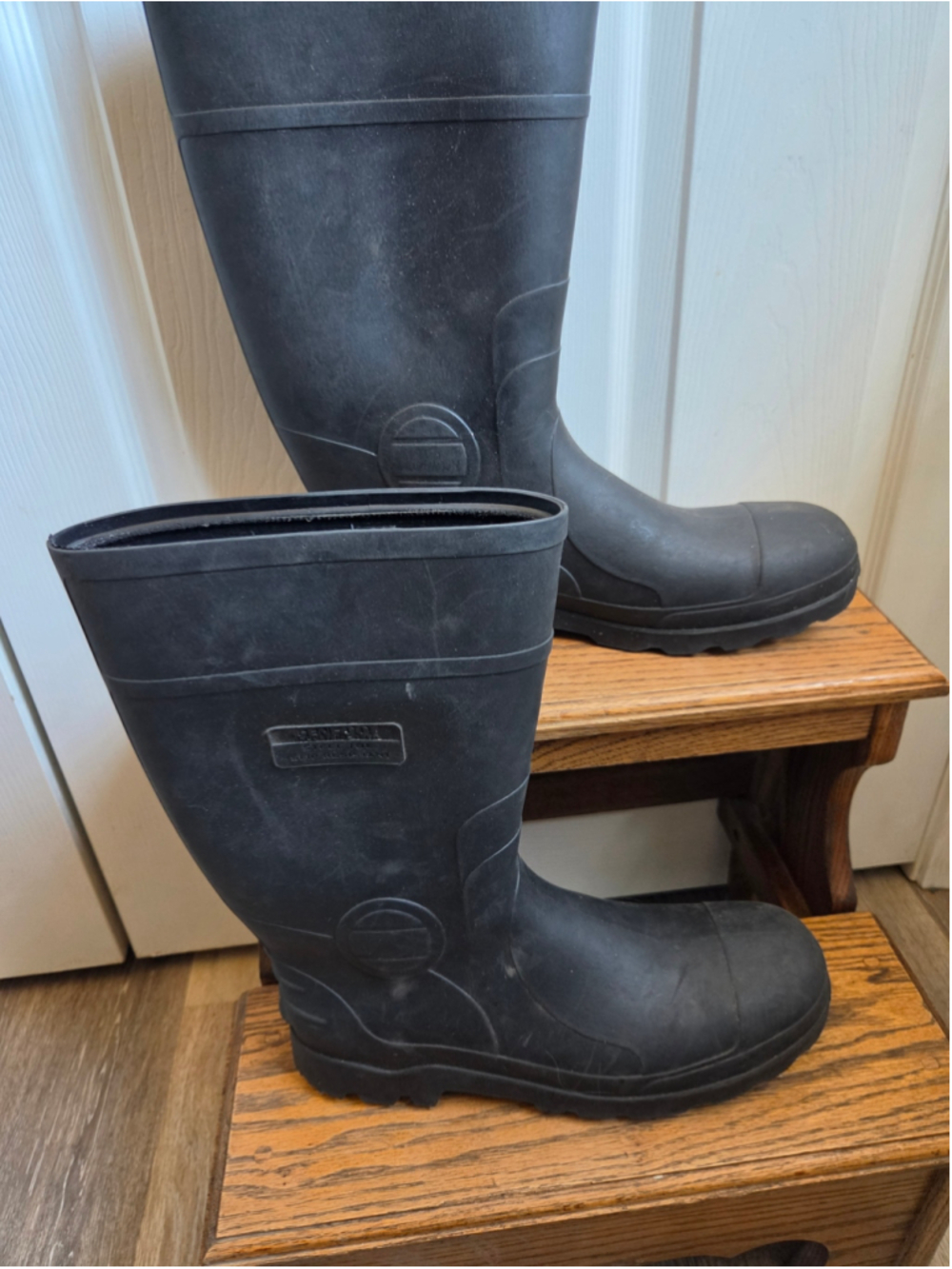 Men's Unbranded Black Rubber Work Boots Size 13